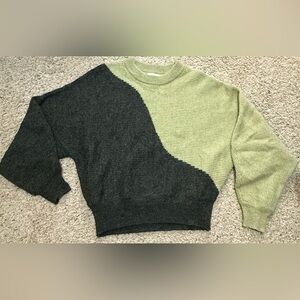 Lush sweater size medium, olive green and dark green.